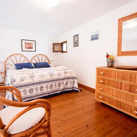 Apartment Casa Zu Peppino Lipari (Isola Lipari)