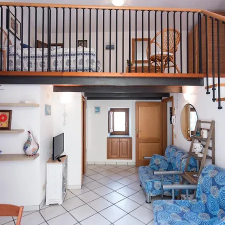 Casa Zu Peppino アパート リーパリ