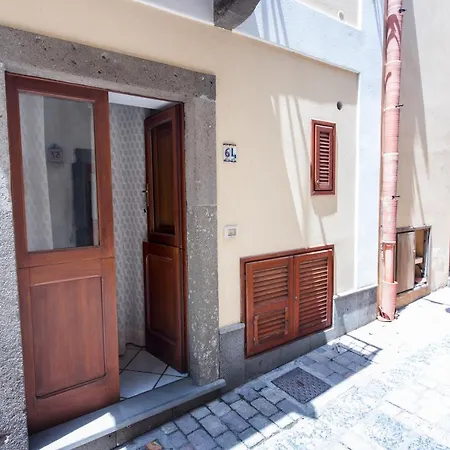 Casa Zu Peppino Apartment *